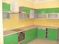 Кухня пластик угловая зелёная