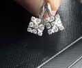 Серьги из белого золота с 18 бриллиантами 8,6 кт